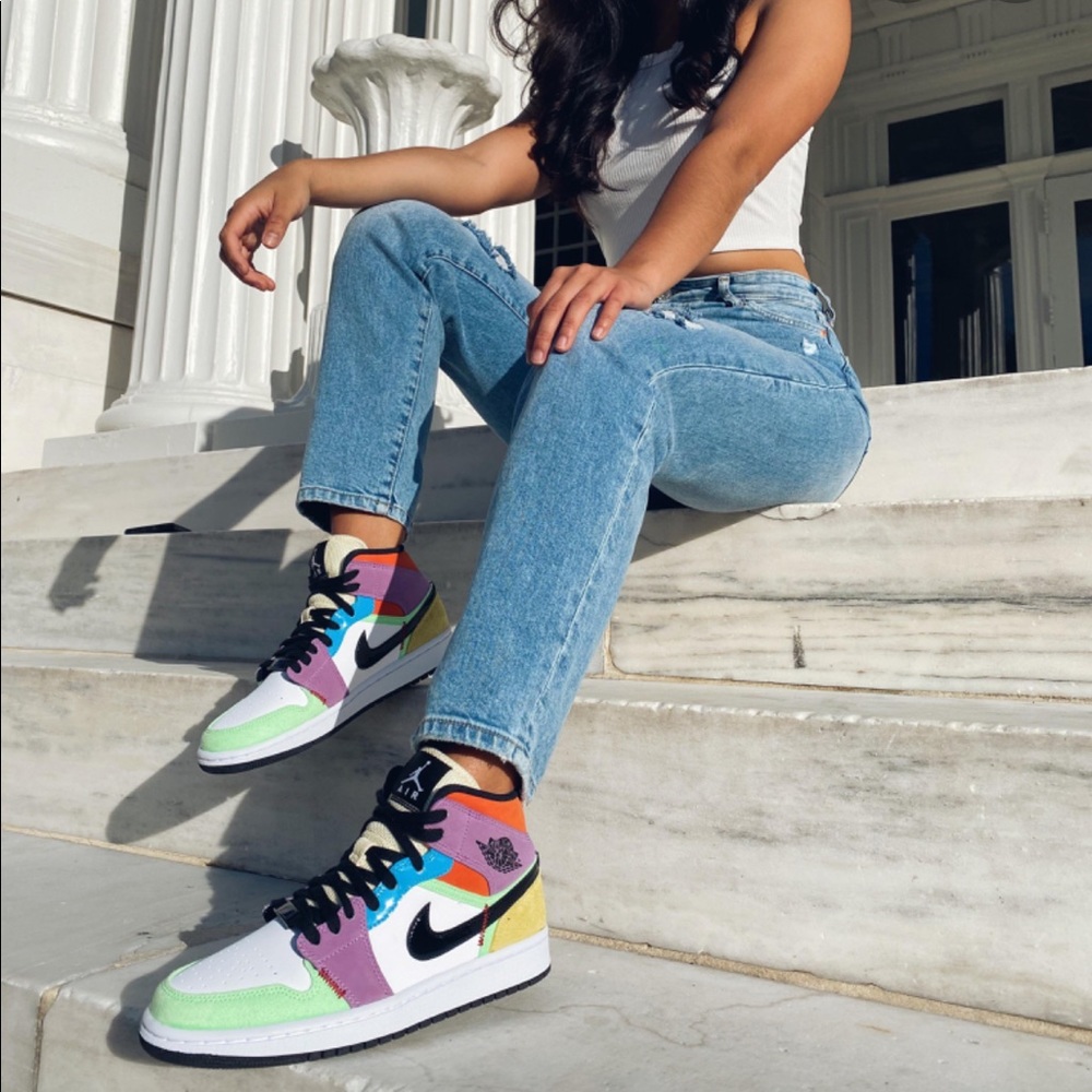 Meet your Posher, Bella